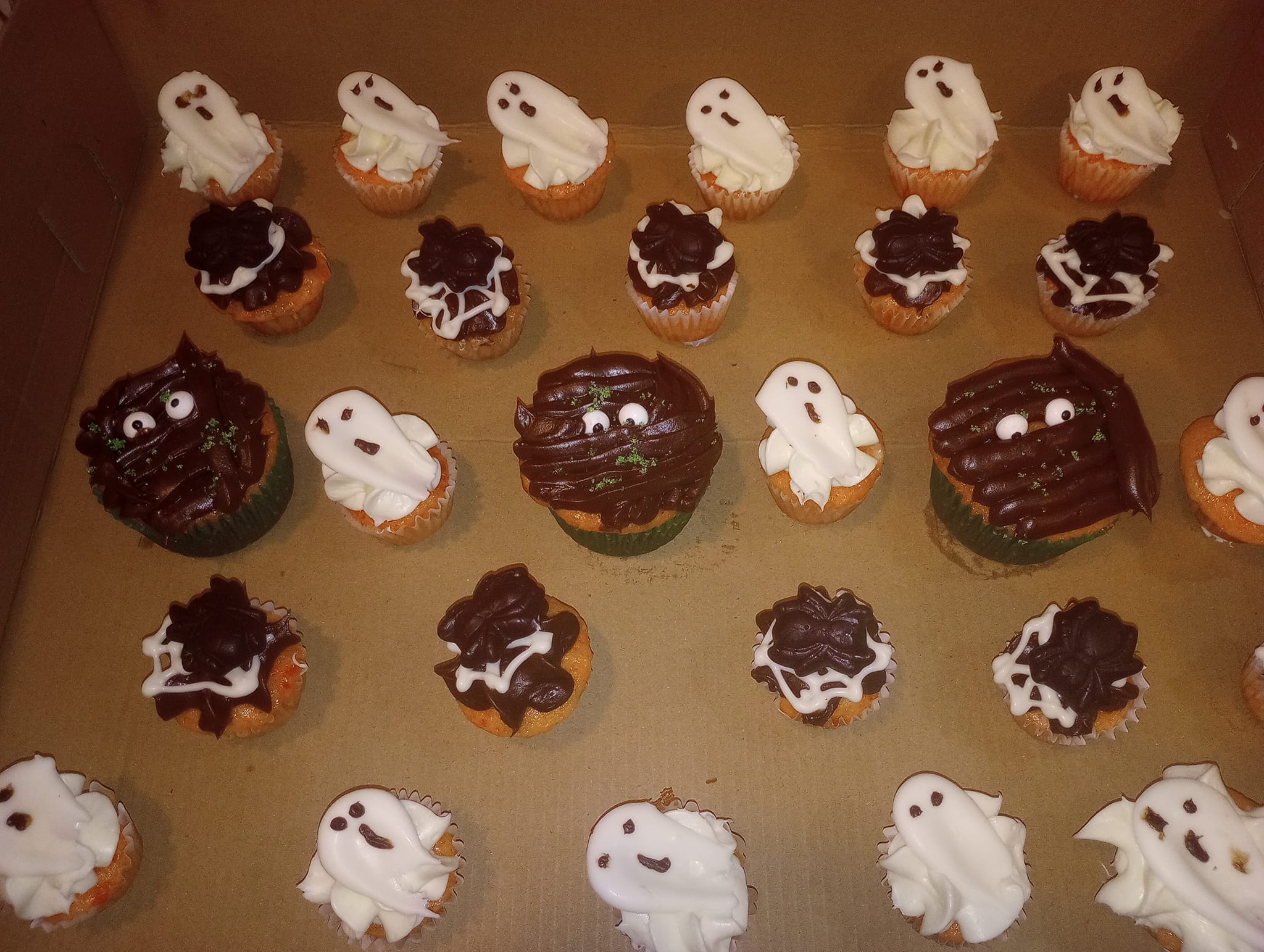 halloween cupcakes